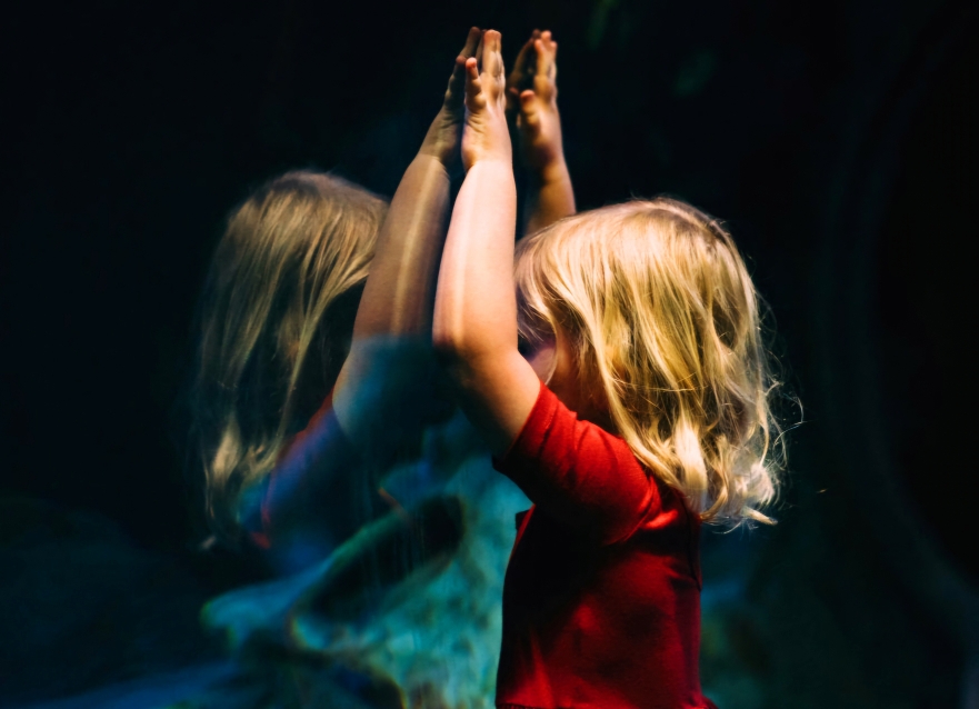 La réalité du couple dans la danse des blessures de l'enfance.